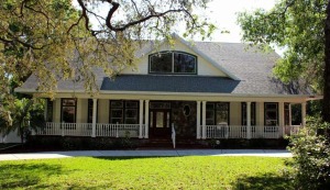 Home For Sale Tarpon Springs FL 34688 – 3040 Cedar Trce photo